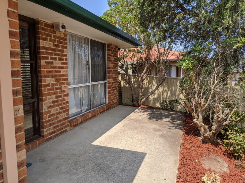 4 Kaystone Close, Bateau Bay NSW 2261