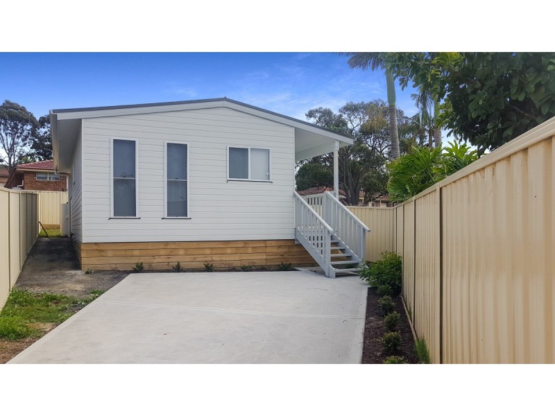 24′a’ Bolton Street, Bateau Bay NSW 2261