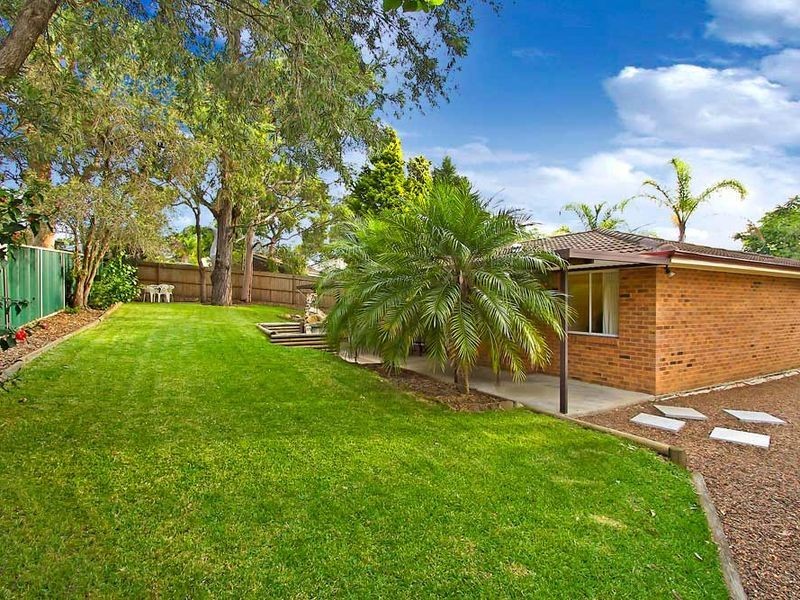 5 Carnation Cl, Bateau Bay NSW 2261