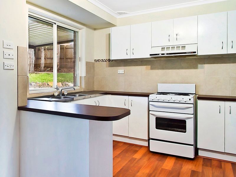 5 Carnation Cl, Bateau Bay NSW 2261