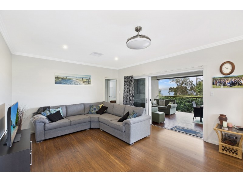 19 Gordon Road, Long Jetty NSW 2261