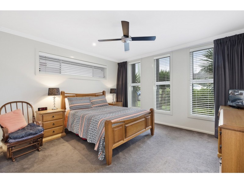 19 Gordon Road, Long Jetty NSW 2261