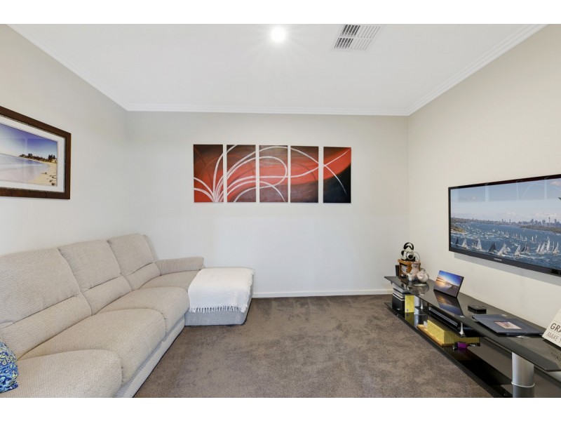 19 Gordon Road, Long Jetty NSW 2261