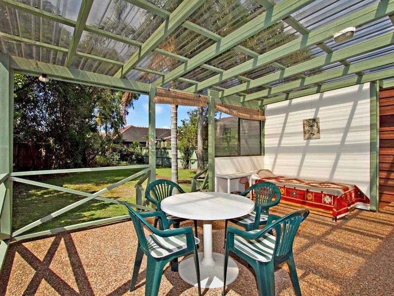 10 Parkside Avenue, Bateau Bay NSW 2261