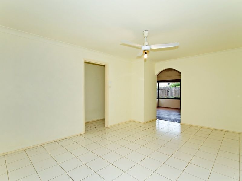 596 Coleridge Rd, Bateau Bay NSW 2261