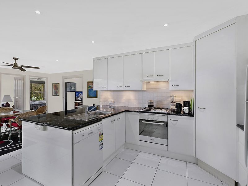 60 Rotherham Street, Bateau Bay NSW 2261