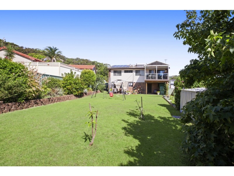 39 Waratah Street, Bateau Bay NSW 2261