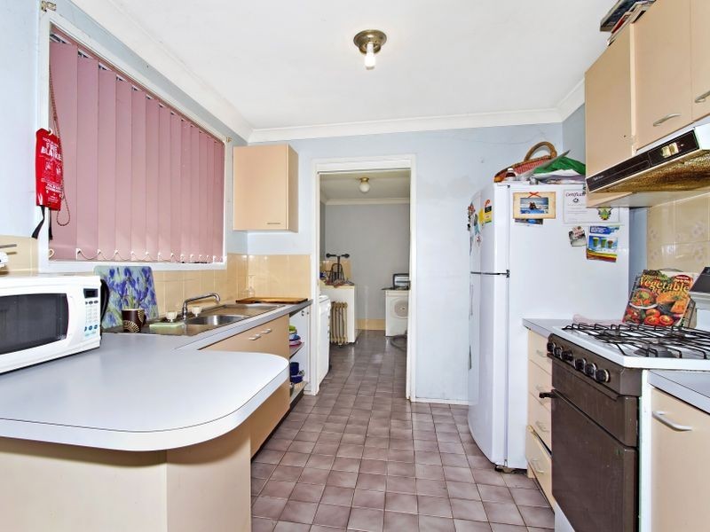 14/1 Hobbs Cl, Bateau Bay NSW 2261