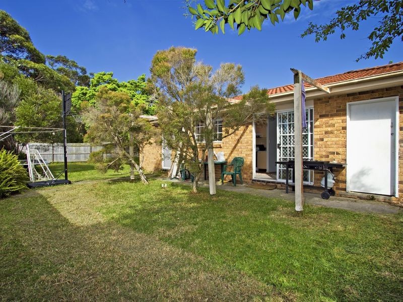 14/1 Hobbs Cl, Bateau Bay NSW 2261