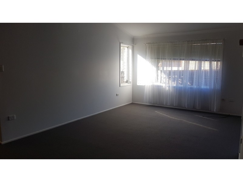 2/9 Warrigal Street, The Entrance NSW 2261