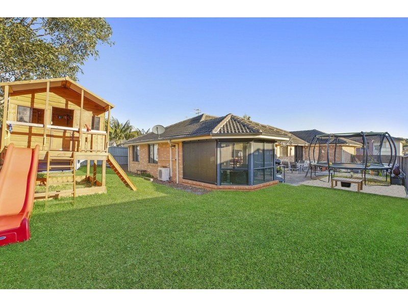 43 Bataan Circuit, Bateau Bay NSW 2261