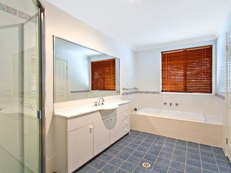 78 Lakin Street, Bateau Bay NSW 2261