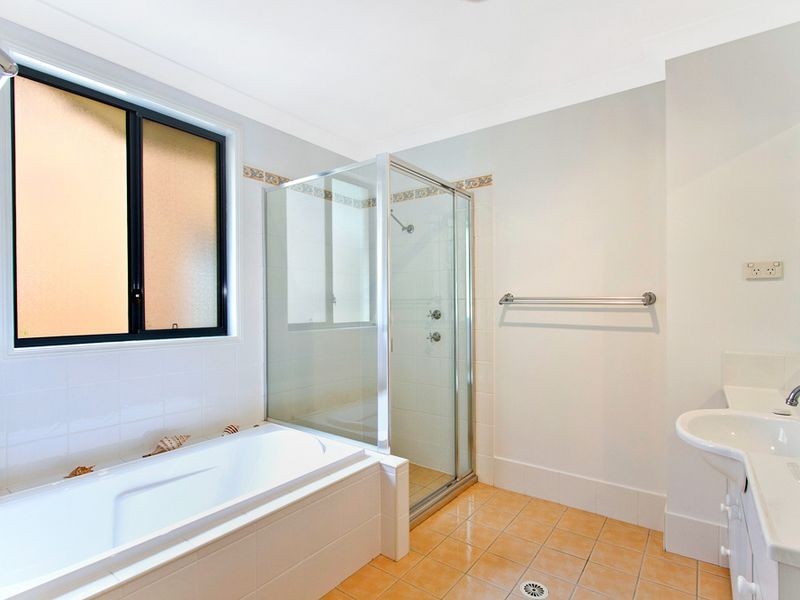 78 Lakin Street, Bateau Bay NSW 2261