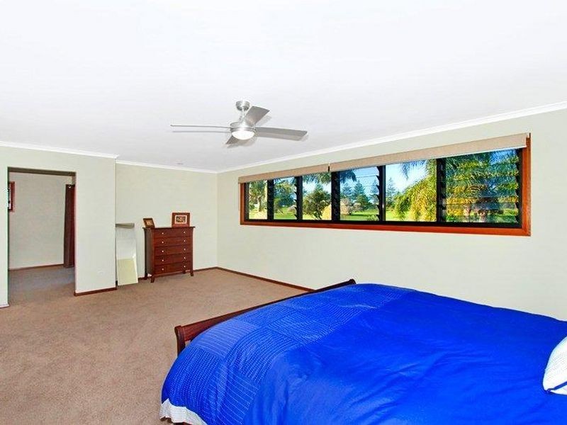 122 Grandview Street, Shelly Beach NSW 2261