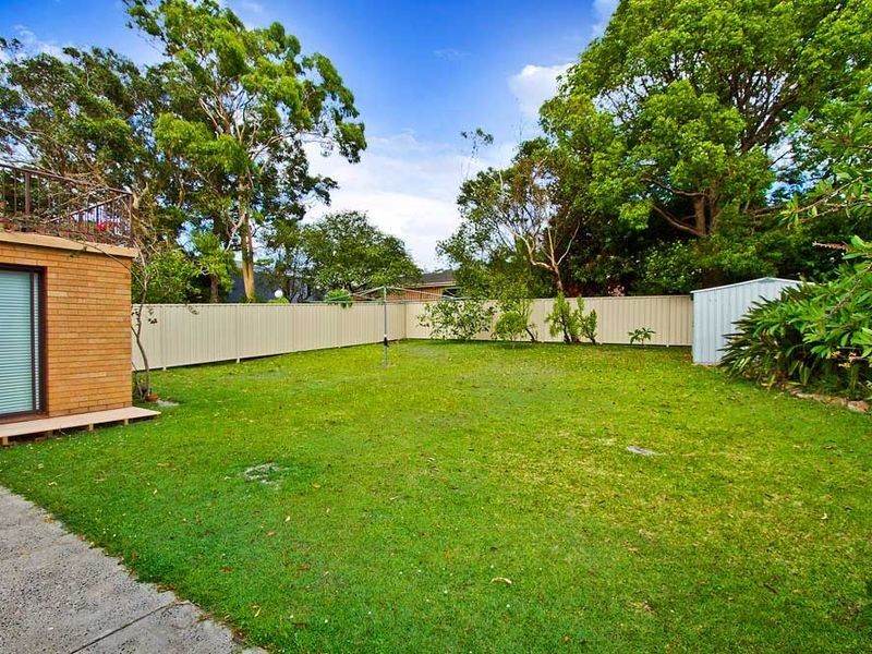 38 Bias Ave, Bateau Bay NSW 2261