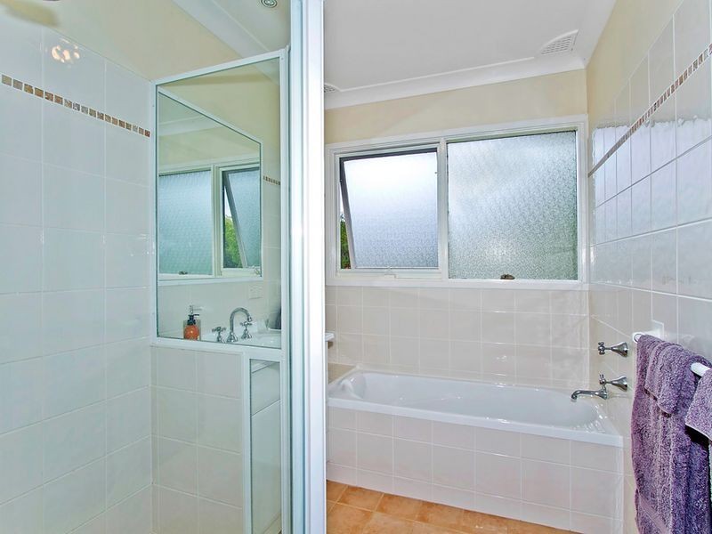 38 Bias Ave, Bateau Bay NSW 2261