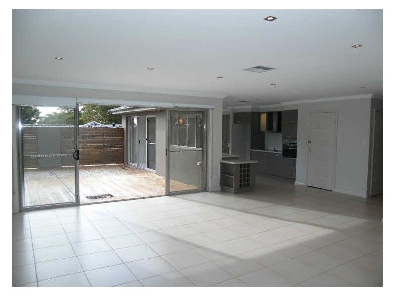Bateau Bay NSW 2261