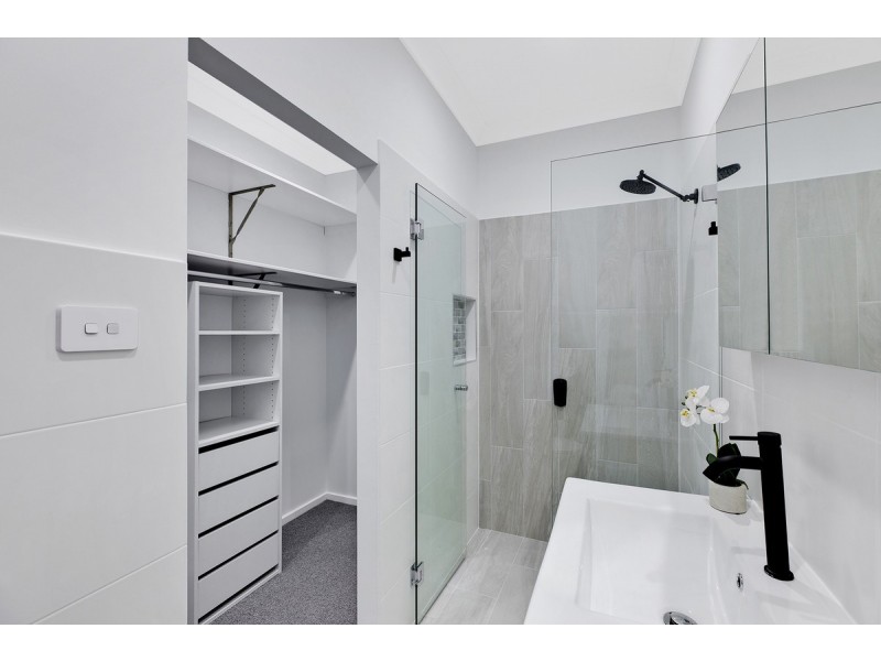 125 Hume Boulevard, Killarney Vale NSW 2261