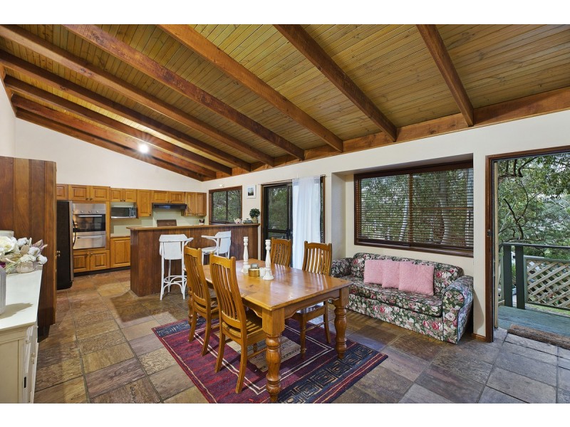 20 Northview Drive, Bateau Bay NSW 2261