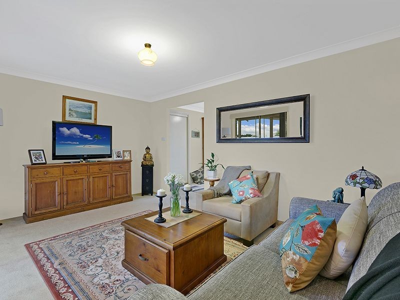 2/3 Robert Place, Bateau Bay NSW 2261