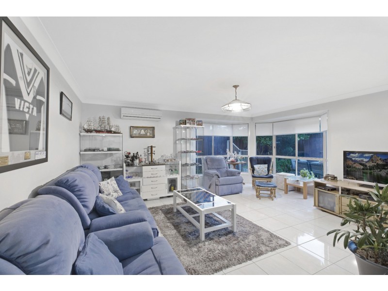 9 Churchill Street, Bateau Bay NSW 2261