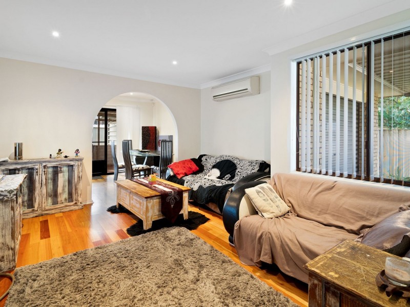 7 Adrian Close, Bateau Bay NSW 2261