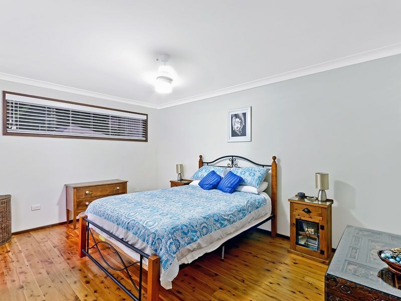 6 Avignon St, Bateau Bay NSW 2261