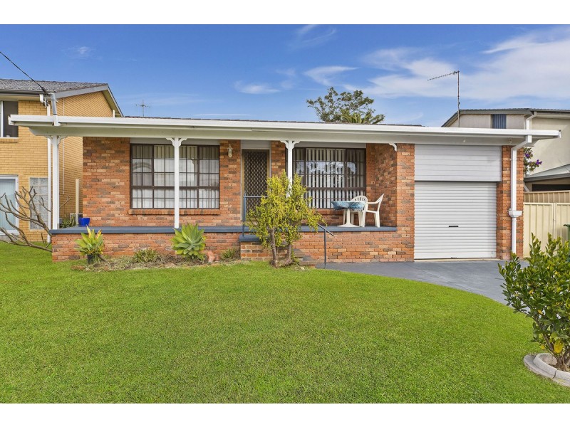 14 Highclere Street, Bateau Bay NSW 2261