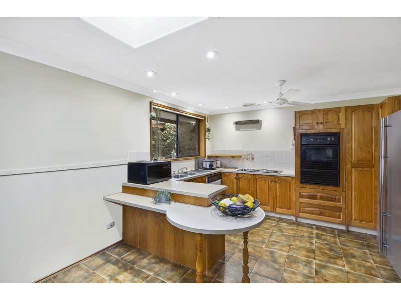 14 Highclere Street, Bateau Bay NSW 2261