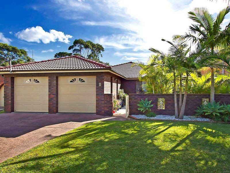 11 Bosun Close, Bateau Bay NSW 2261