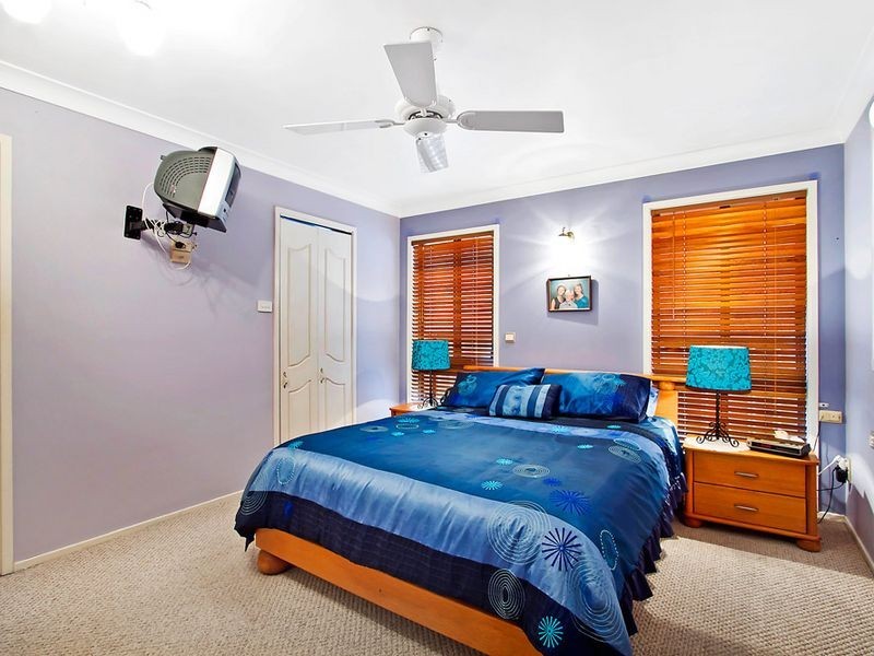 11 Bosun Close, Bateau Bay NSW 2261