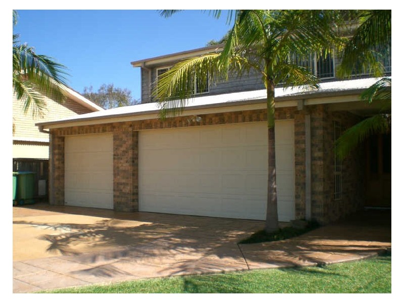 2 Guyagal Street, Bateau Bay NSW 2261