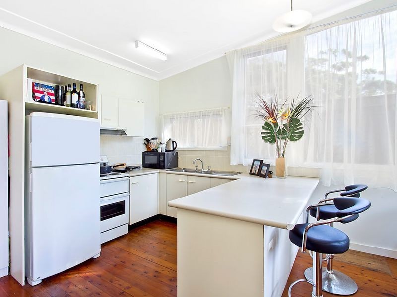 95 Lakin Street, Bateau Bay NSW 2261