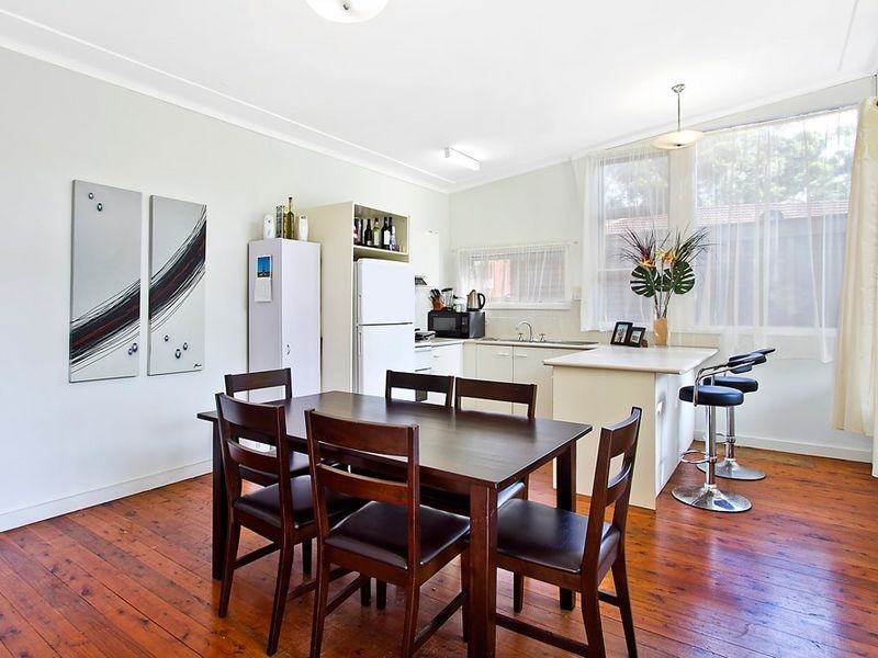 95 Lakin Street, Bateau Bay NSW 2261