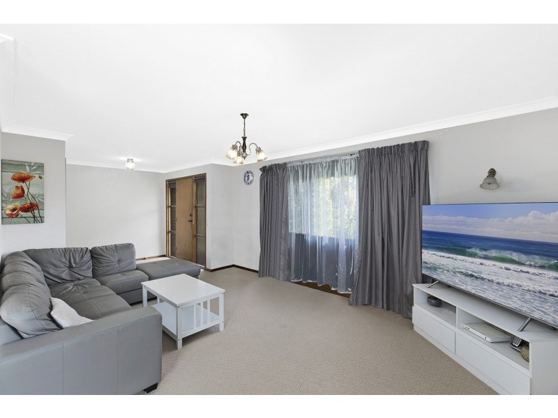 8 Rawsthorne Court, Bateau Bay NSW 2261