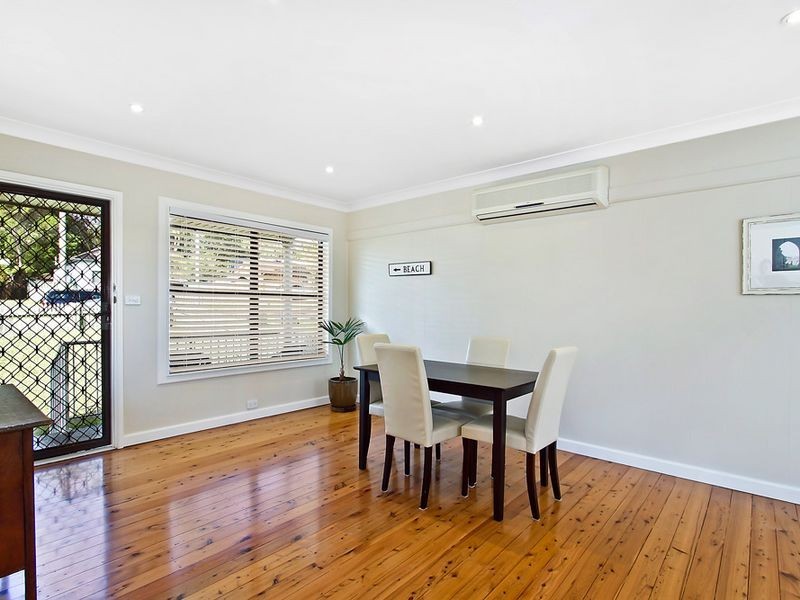 6 Macauley Rd, Bateau Bay NSW 2261