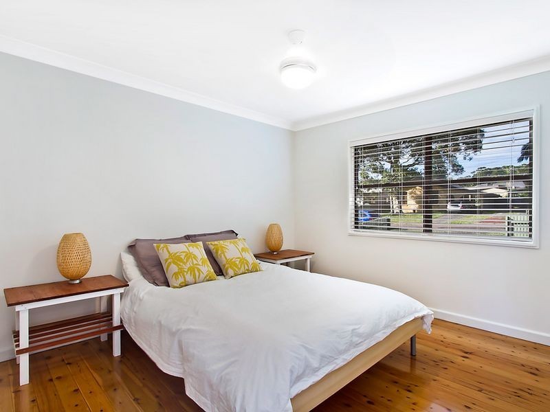 6 Macauley Rd, Bateau Bay NSW 2261