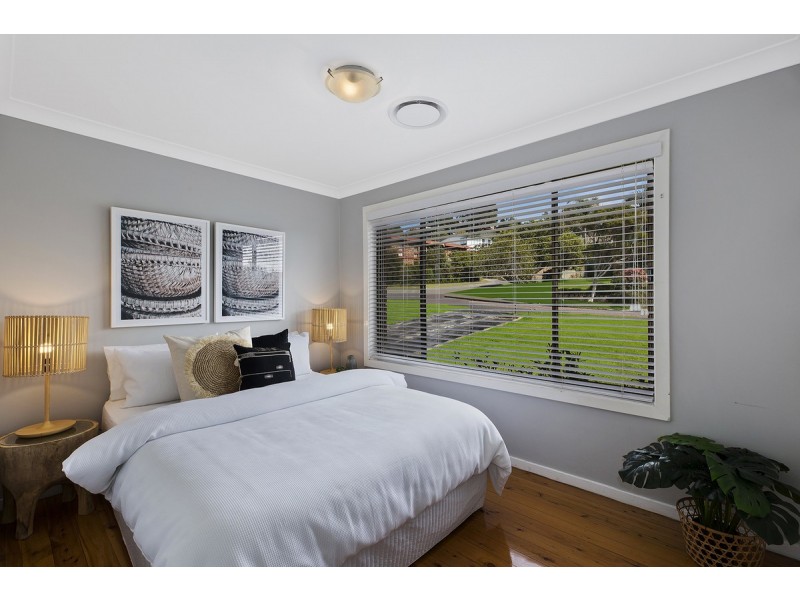 6 Vista Parade, Bateau Bay NSW 2261