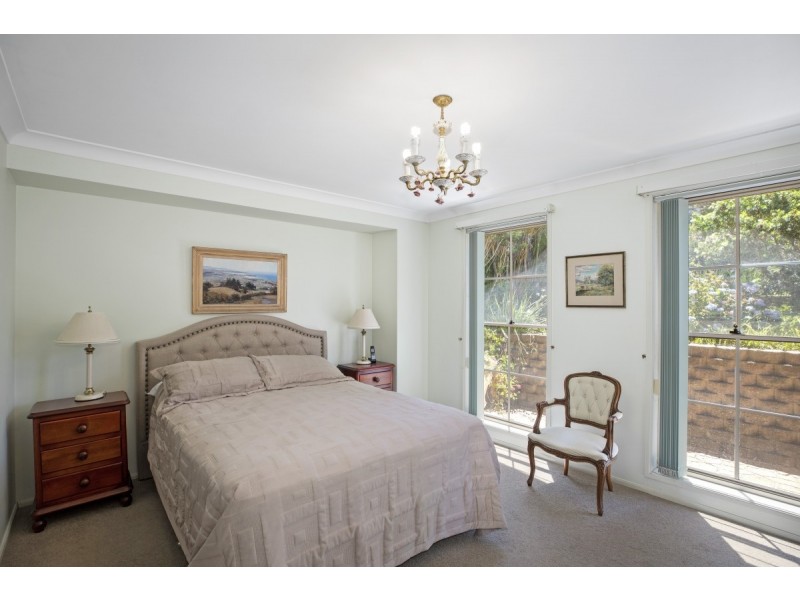 11 Walch Avenue, Bateau Bay NSW 2261