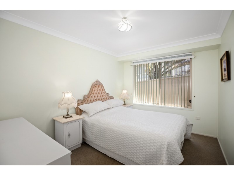 11 Walch Avenue, Bateau Bay NSW 2261