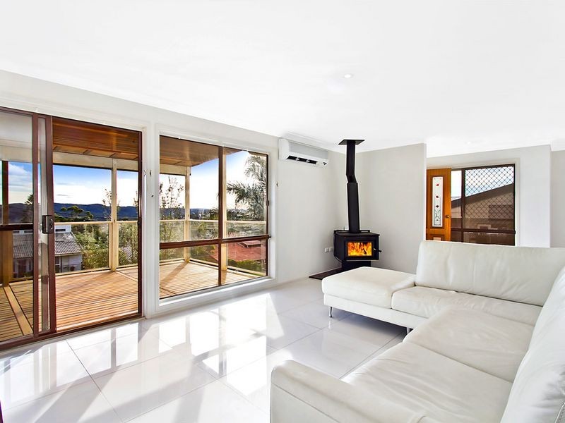 30 Kipling Dr, Bateau Bay NSW 2261