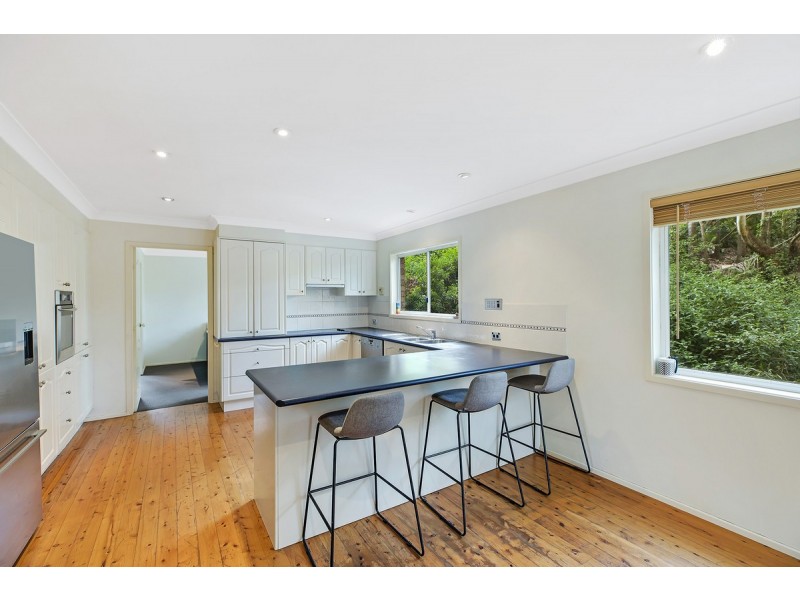 27 Boos Road, Forresters Beach NSW 2260