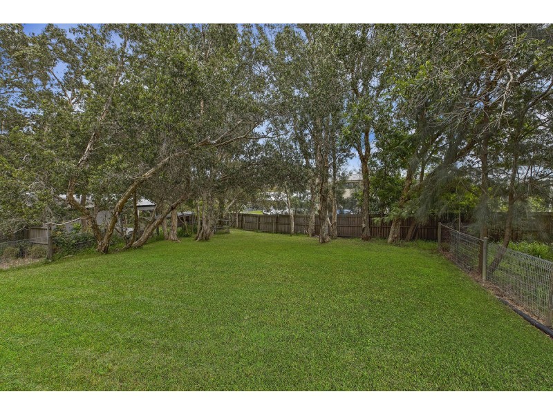 27 Boos Road, Forresters Beach NSW 2260