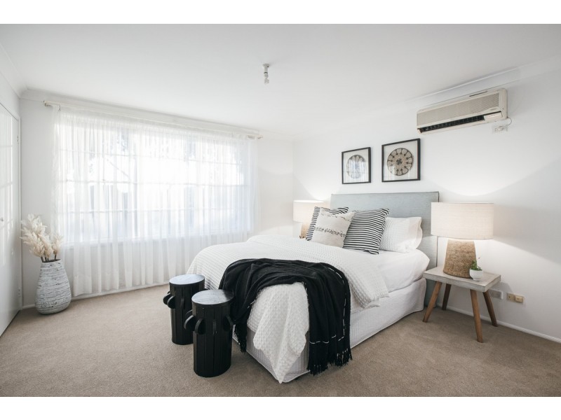 198 Cresthaven Avenue, Bateau Bay NSW 2261