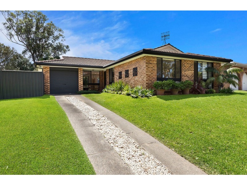 180 Cresthaven Avenue, Bateau Bay NSW 2261