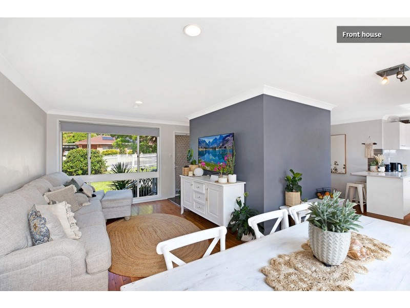 19 Premier Way, Bateau Bay NSW 2261