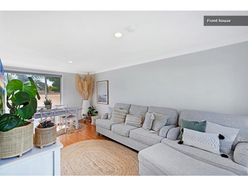 19 Premier Way, Bateau Bay NSW 2261