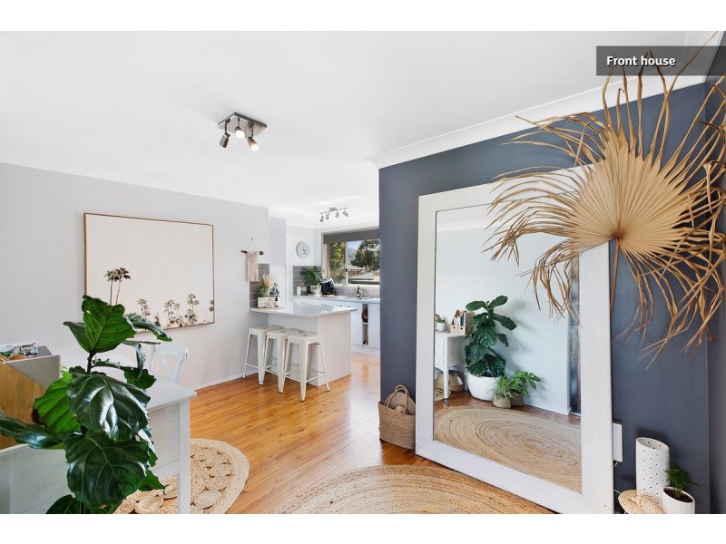 19 Premier Way, Bateau Bay NSW 2261