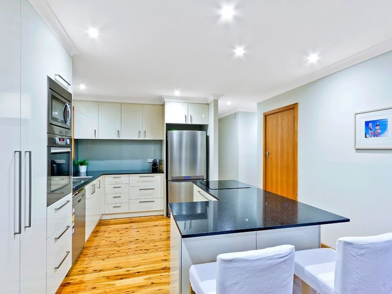 18 Margherita Ave, Bateau Bay NSW 2261