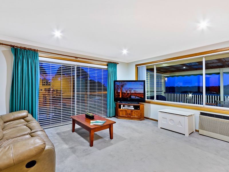 18 Margherita Ave, Bateau Bay NSW 2261